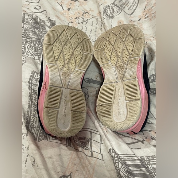 Skechers Navy Blue and Pink shoes size 12 - Picture 7 of 10